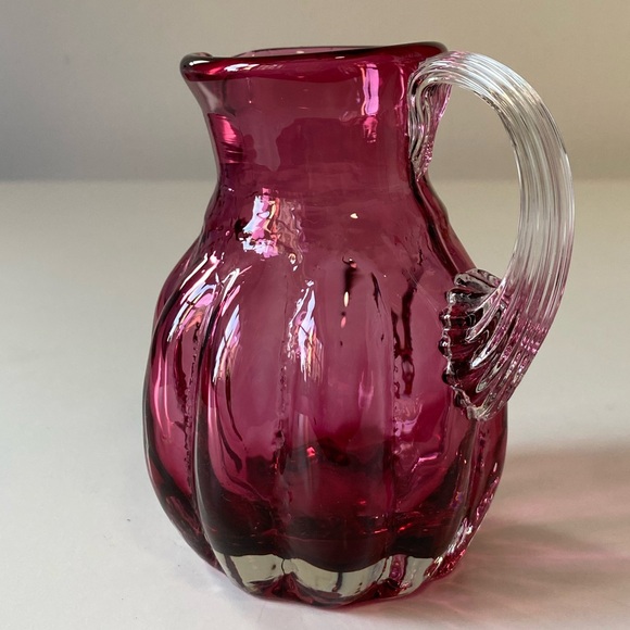 Vintage Pilgrim Glass Quincy Cranberry Miniature Pitcher - Hand Blown 4” - Picture 2 of 9